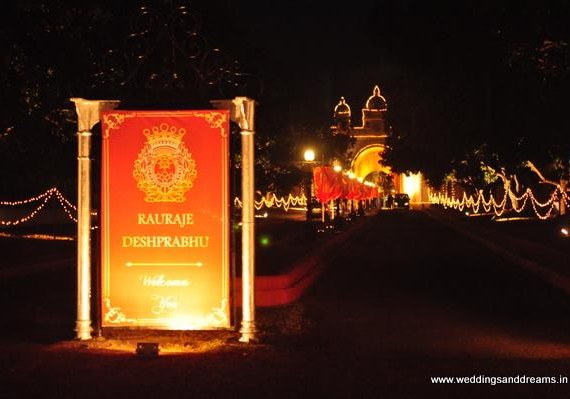 rarajedeshprabhuwedding pic 1
