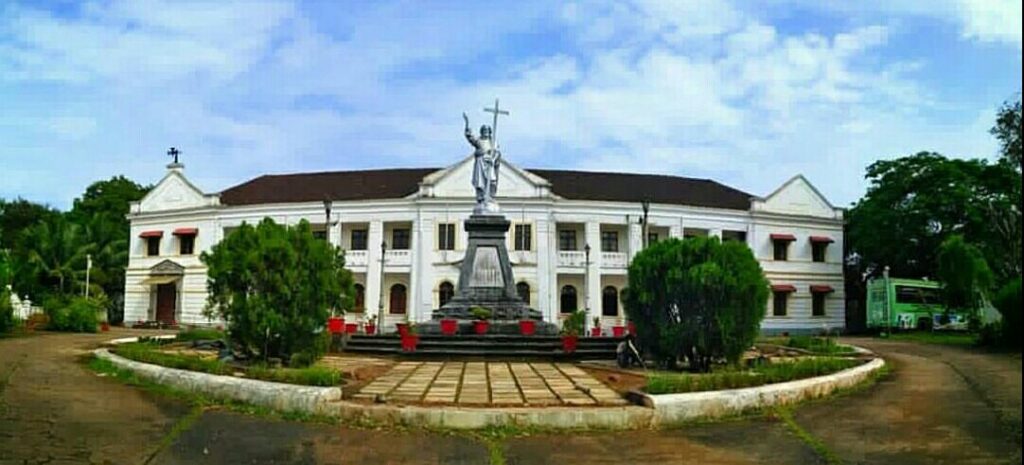 Bishops Palace Altinho _ Goa